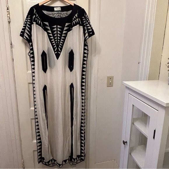 Temperley London Dresses & Skirts - Temperley London Domitia Embroidered Silk Caftan XL NO SLIP OR BELT Black White